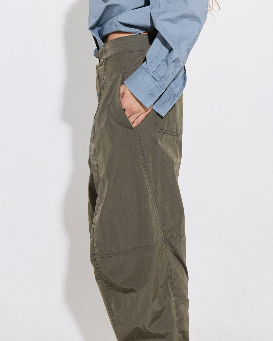 KHAKI
