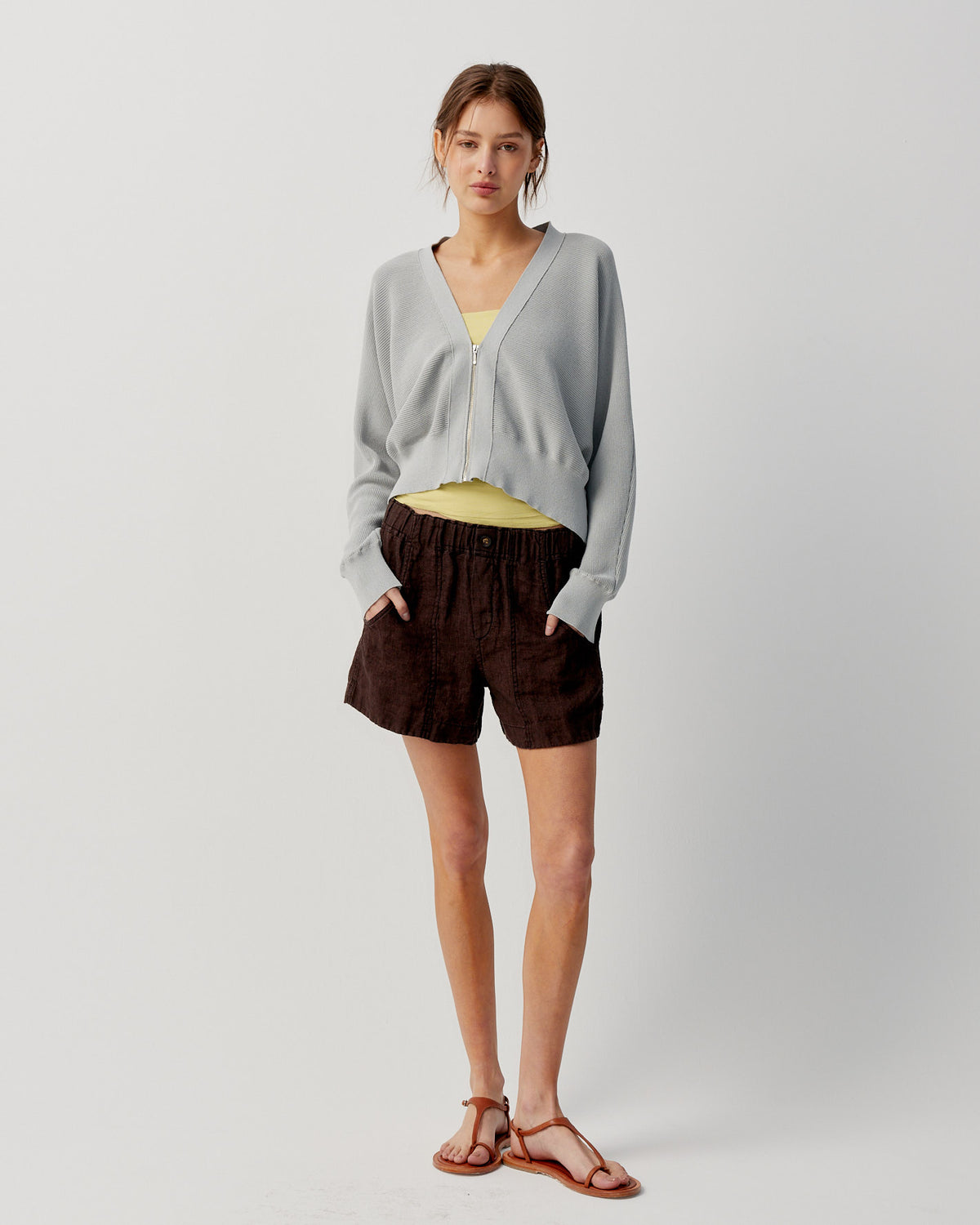 SHORT BELU